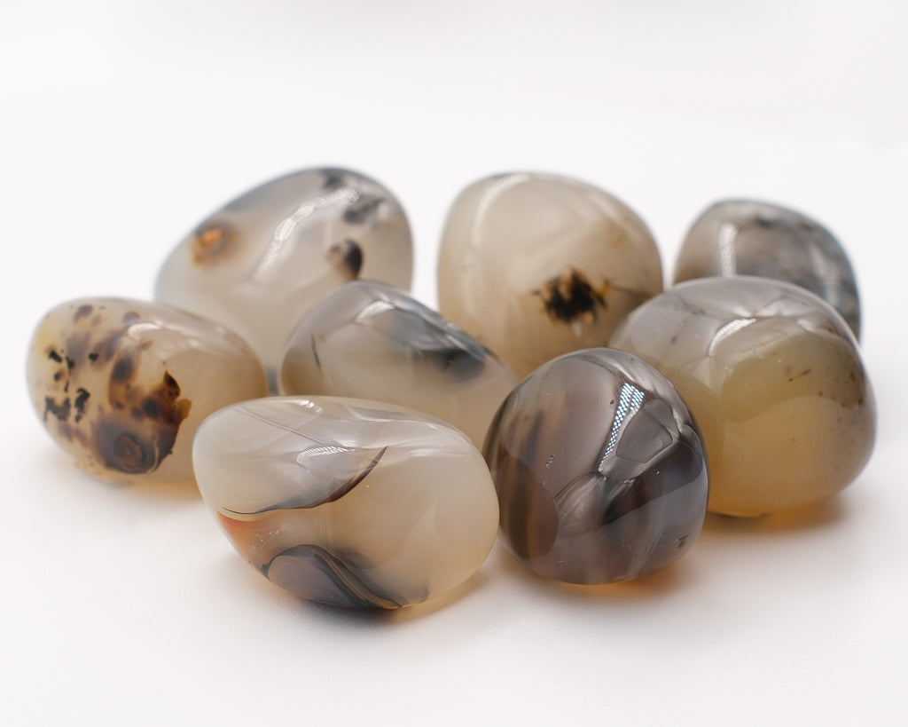 Agate plume