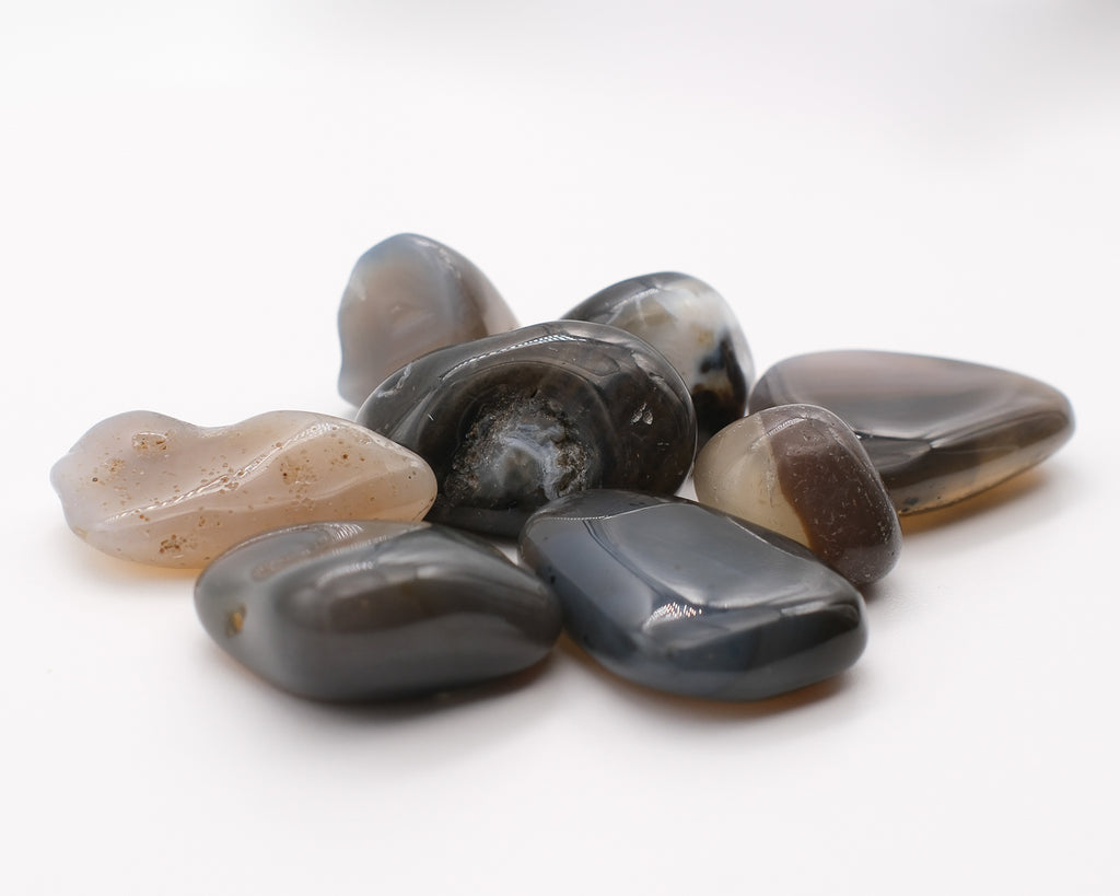 Agate naturelle grise rubanée
