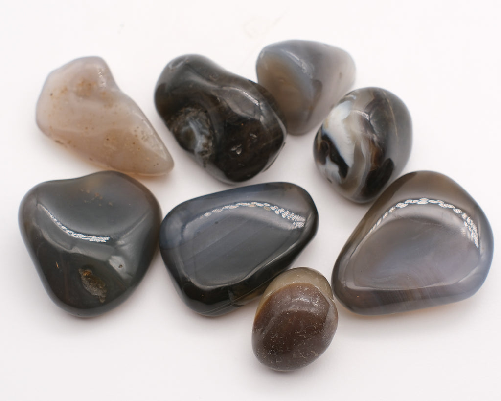 Agate naturelle grise rubanée