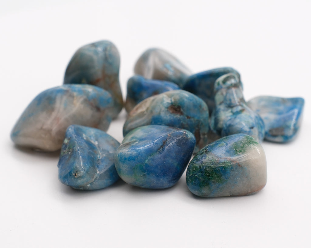 Shattuckite ou azurite et Chrysocolle sur quartz