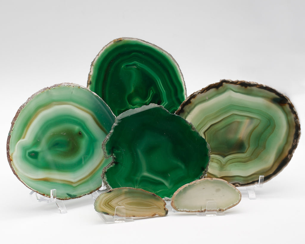 Agate zonée teintée en tranche verte
