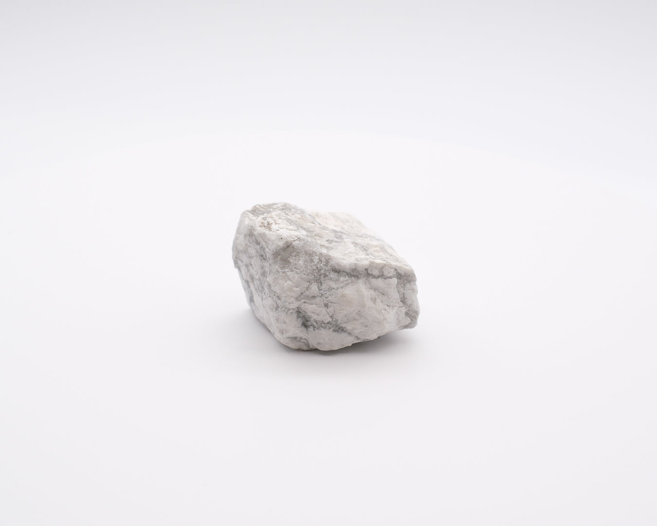 Howlite