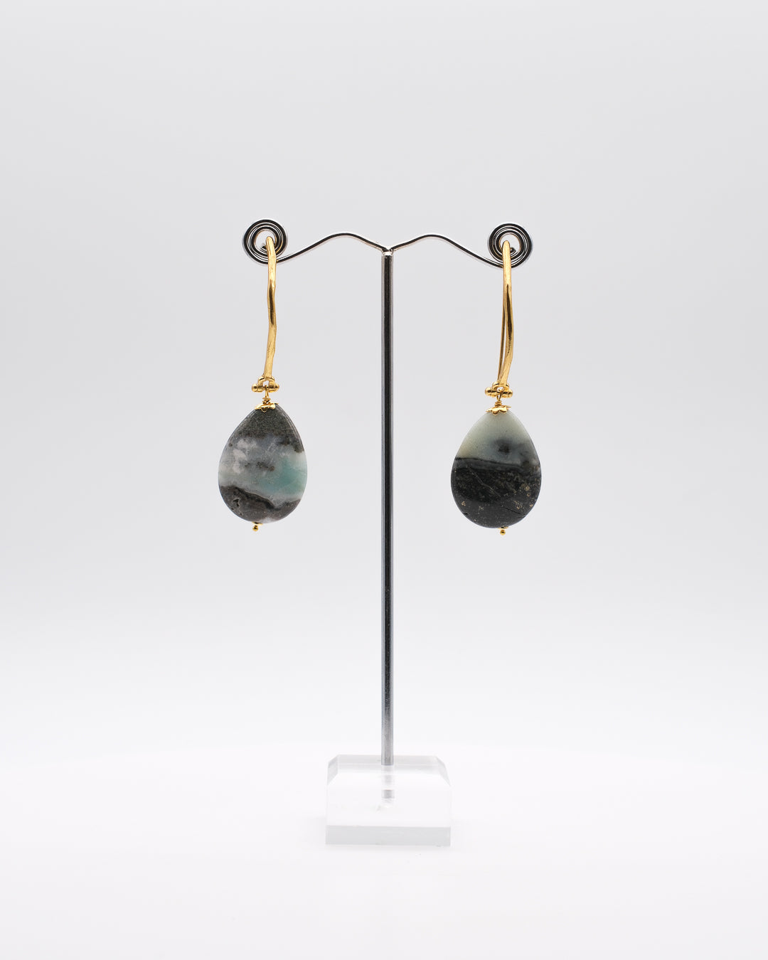 Goutte plate d’amazonite