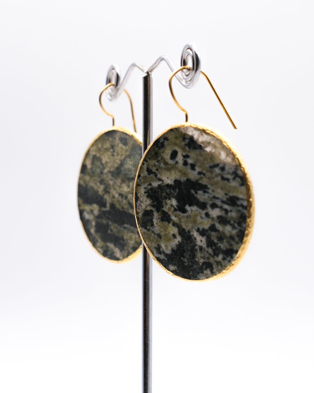 Jade et bronze doré antique