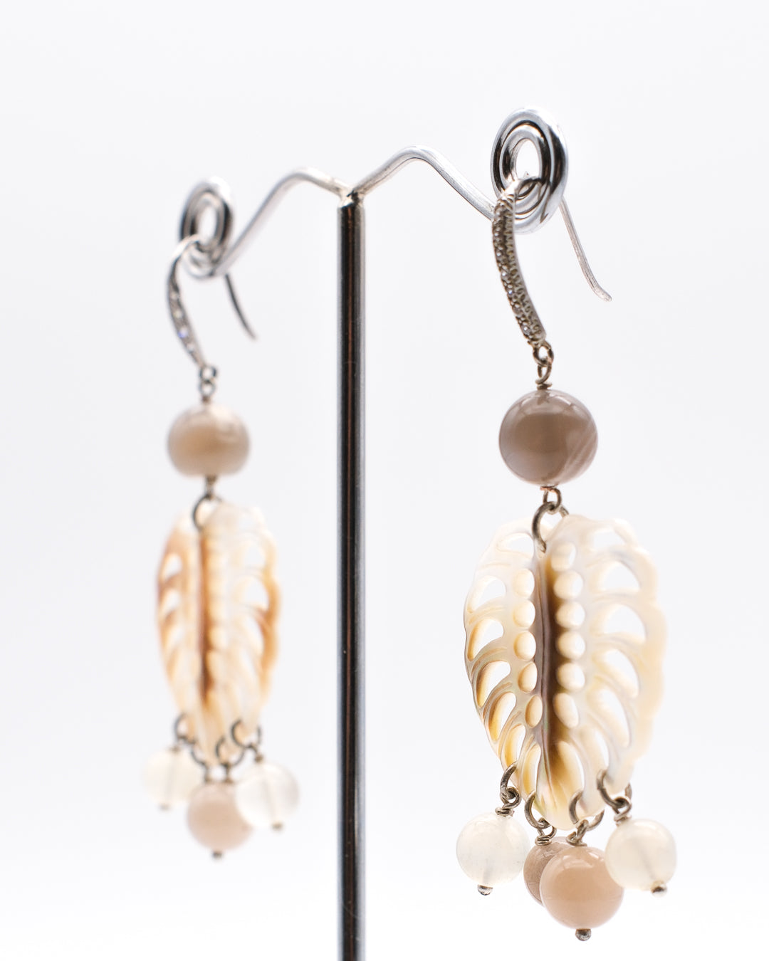 Pierre de lune et nacre naturelle