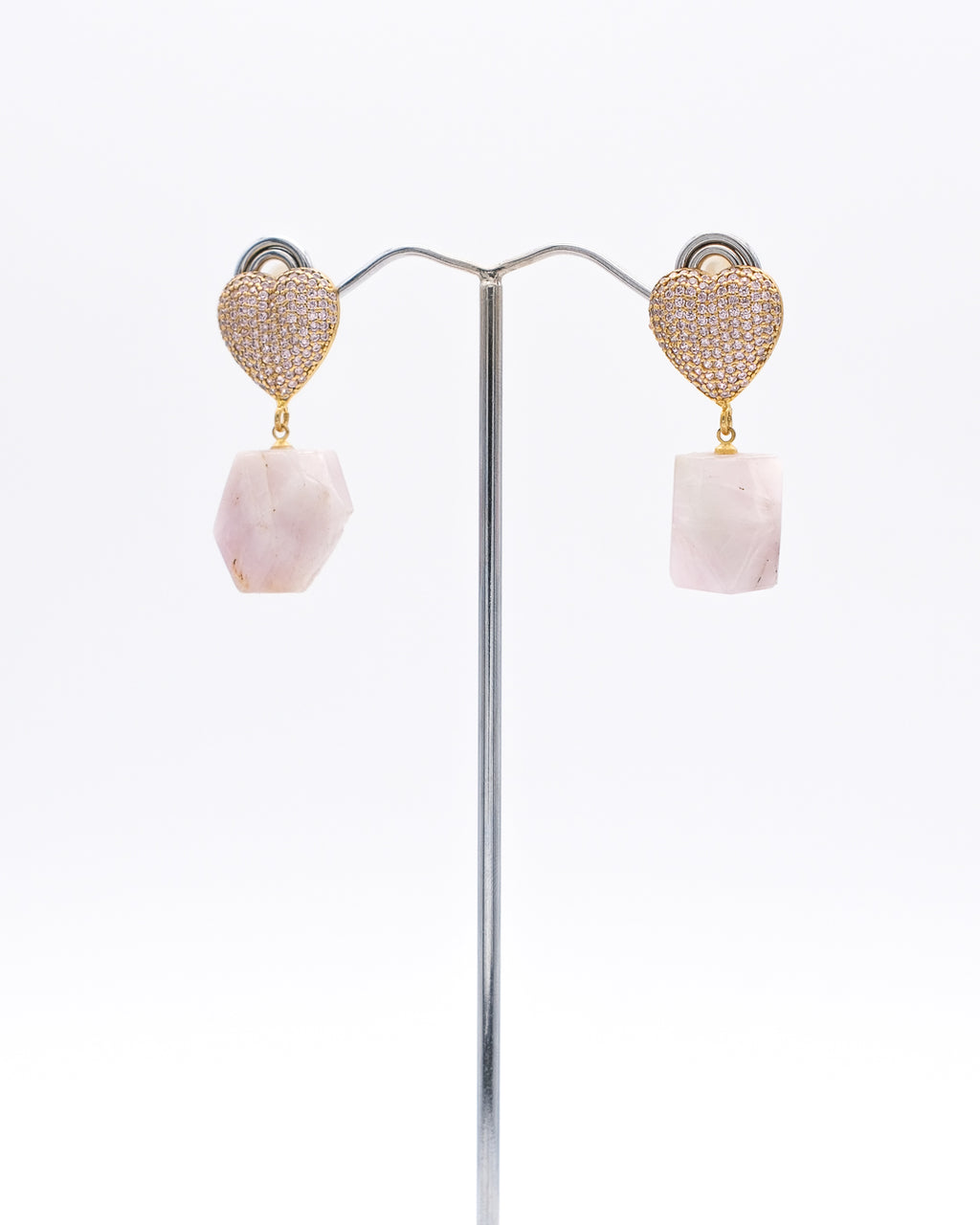 Kunzite sous Coeur de zircon